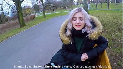 يبتلع نائب الرئيس الغريب الساخن من أجل المال - اللسان في الحديقة بواسطة Eva Elfie